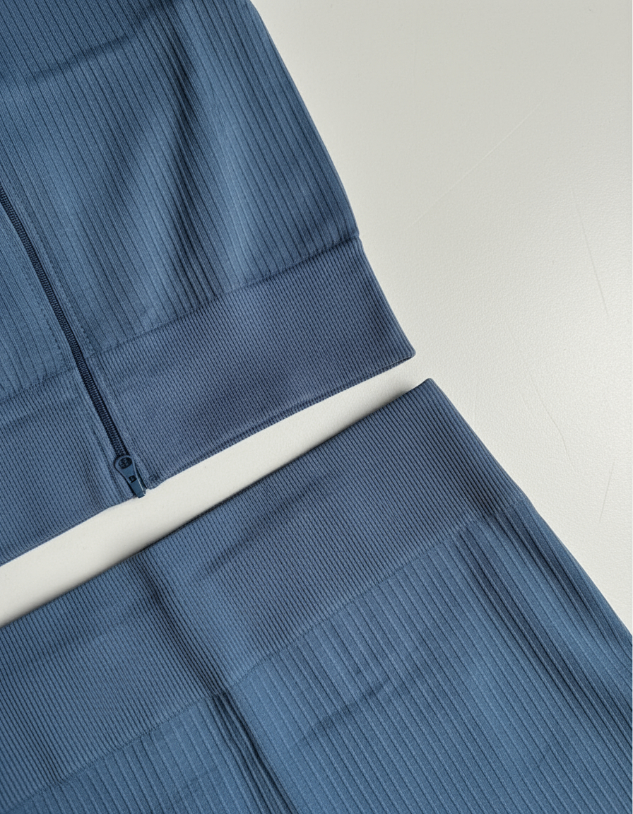 Conjunto Deportivo Dama Calza Y Chaleco Con Cierre - Image 33